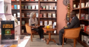 Lire la suite à propos de l’article “LIRE C´EST ÉCRIRE, ÉCRIRE C´EST LIRE” AVEC MAMADOU MOUTH BANE